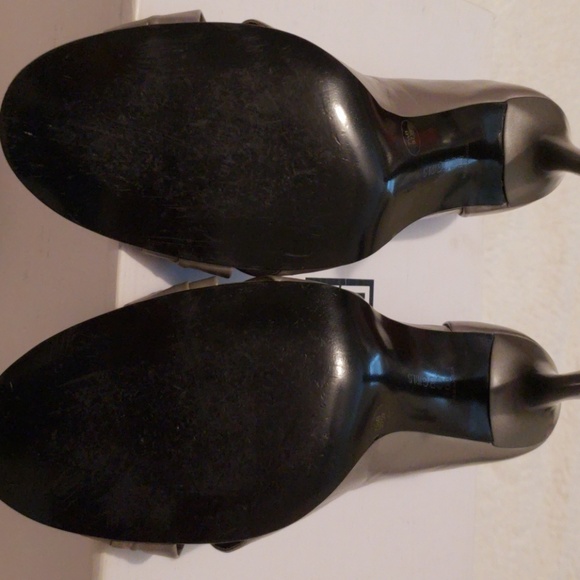 Max Azria BCBGirls silver heels <3 - Picture 5 of 5